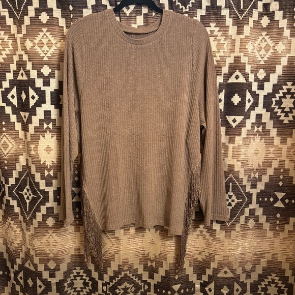Women’s SHEIN Ribbed Sweater With Fringe Sides, Size 4XL, Fits like a 2XL - Picture 2 of 8
